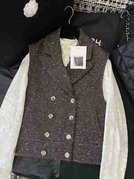 women's vests designer 2023 early autumn new small fragrant style double breasted lapel handmade workshop weaving sequin vest girl ope0, Black;white
women's vests designer 2023 early autumn new small fragrant style double breasted lapel handmade workshop weaving sequin vest girl ope0, Black;white