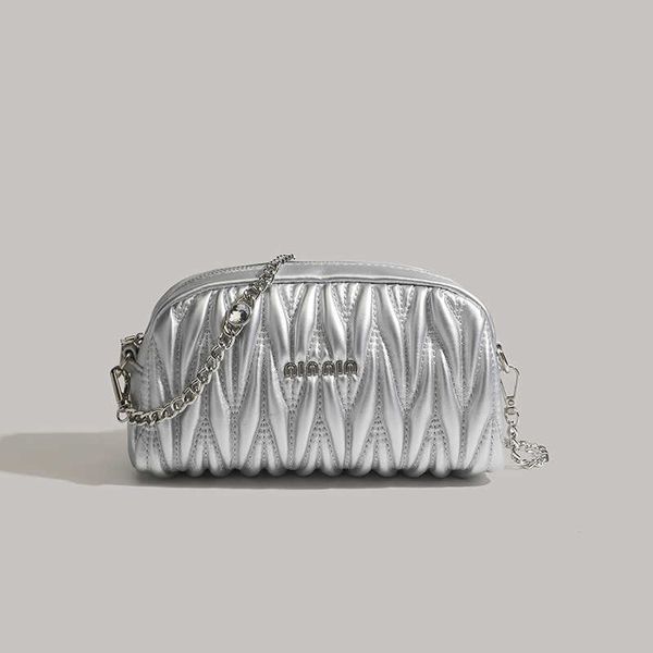 saddle designer muimui bags for ladies advanced pleated bag for women's 2023 summer new chain underarm bag versatile texture one should
saddle designer muimui bags for ladies advanced pleated bag for women's 2023 summer new chain underarm bag versatile texture one should