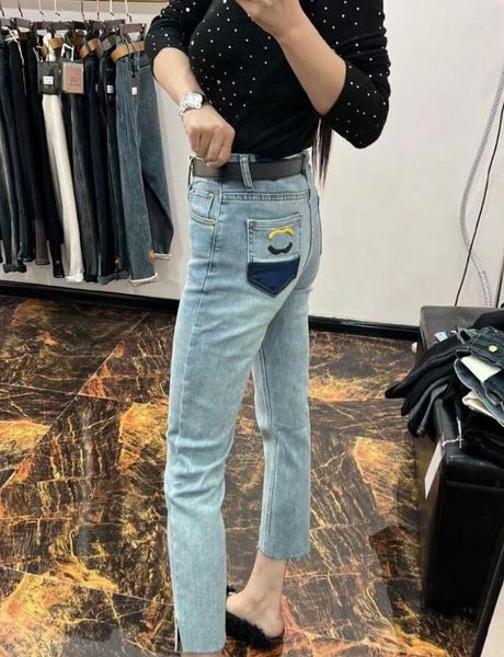2023 autumn designer new women jeans europe and the united states selling letter c embroidery high stretch slimming straight tube nine minut, Blue
2023 autumn designer new women jeans europe and the united states selling letter c embroidery high stretch slimming straight tube nine minut, Blue