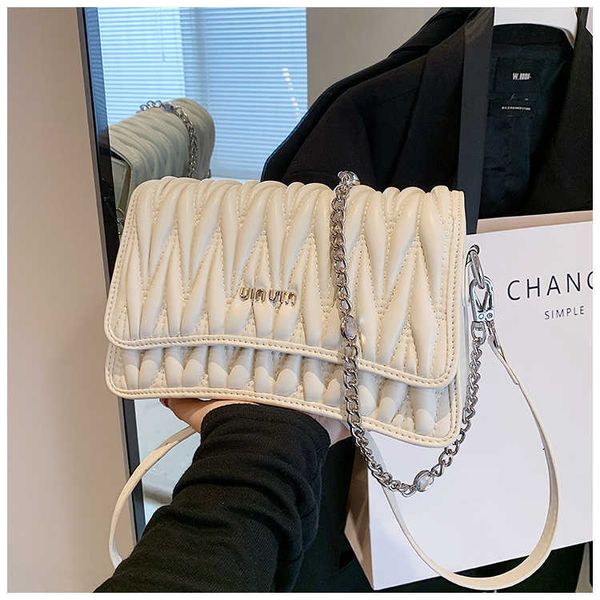 ladies bags for designer single muimui shoulder small square bag with pleated chain bag niche light luxury crossbody bag small fragrant sand
ladies bags for designer single muimui shoulder small square bag with pleated chain bag niche light luxury crossbody bag small fragrant sand