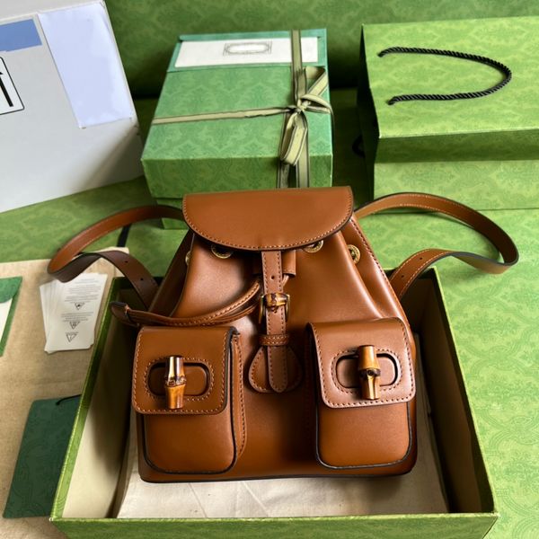 2023 luxury designer crossbody bag horsebit mini handle bag crafted genuine leather trapezium canvas with contrasting brown leather details
2023 luxury designer crossbody bag horsebit mini handle bag crafted genuine leather trapezium canvas with contrasting brown leather details