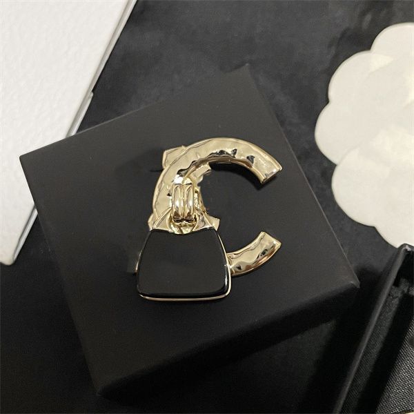 designer ccity brooches for women luxury pins retro jewelry gifts fashion accessories nsxb1, Gray
designer ccity brooches for women luxury pins retro jewelry gifts fashion accessories nsxb1, Gray