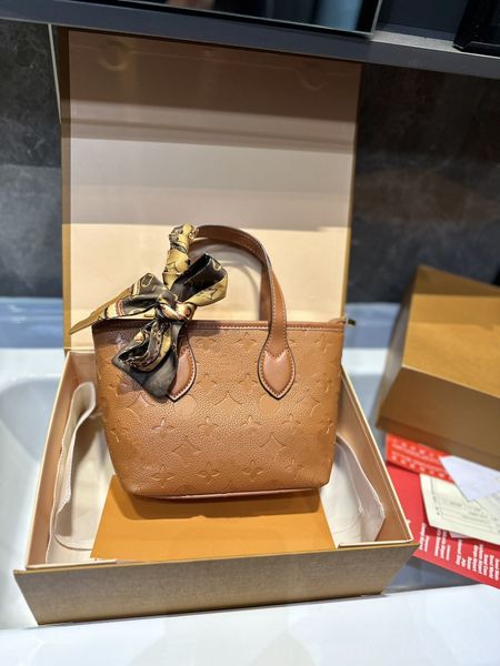 luxury designer tote bag women's shoulder bag women's luxury crossbody bag dhgate luxury messenger bag embossed travel bag purse
luxury designer tote bag women's shoulder bag women's luxury crossbody bag dhgate luxury messenger bag embossed travel bag purse