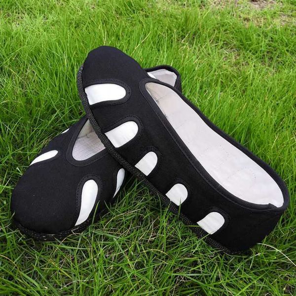 wudang taoist tai chi ten square shoes cloud hook shoes martial arts shoes tire soles sports soles spring and summer, Black
wudang taoist tai chi ten square shoes cloud hook shoes martial arts shoes tire soles sports soles spring and summer, Black