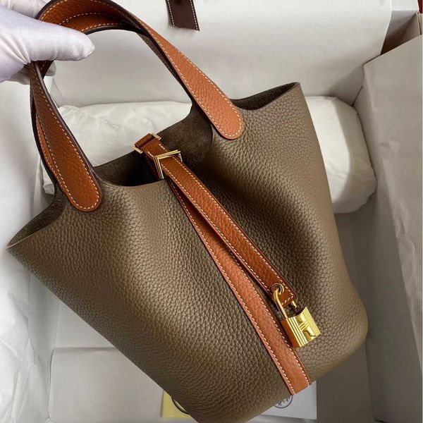 original designer h ermes picotin lock tote bags for sale colored vegetable basket tc leather swift bucket bag calf handheld womens with rea
original designer h ermes picotin lock tote bags for sale colored vegetable basket tc leather swift bucket bag calf handheld womens with rea