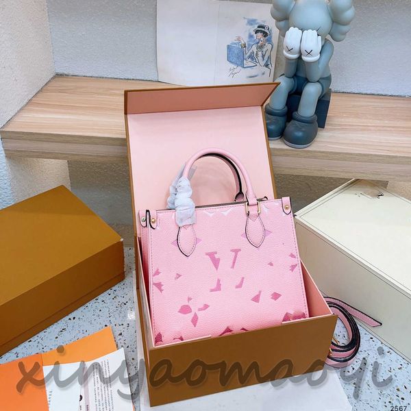 classic onthego handbag embossing flower tote bags shopping bag shoulder crossbody purse genuine leather large capacity women size: 25cm*20c
classic onthego handbag embossing flower tote bags shopping bag shoulder crossbody purse genuine leather large capacity women size: 25cm*20c