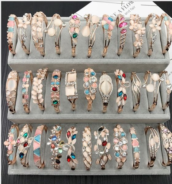 fast ship charm bangle bracelet rose gold silver mix different styles whole cat eye gem rhinestone jewelry korean fashion qual5434966, Golden;silver
fast ship charm bangle bracelet rose gold silver mix different styles whole cat eye gem rhinestone jewelry korean fashion qual5434966, Golden;silver