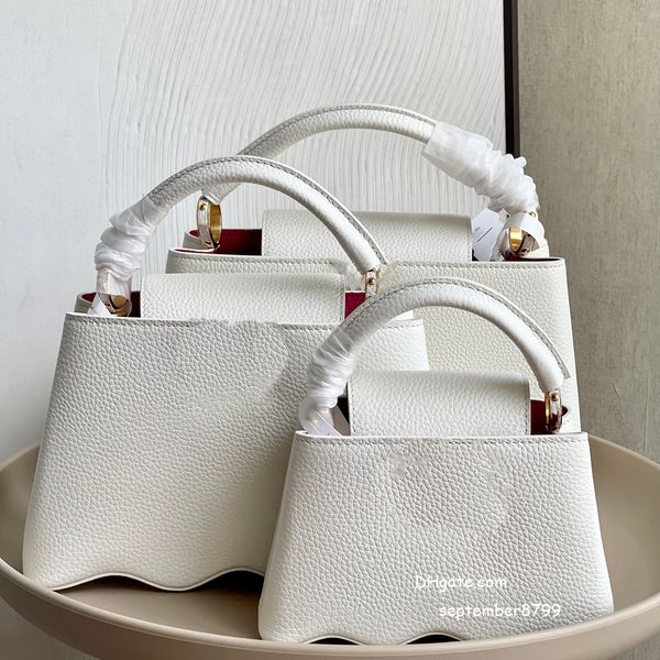 designer capucines bag 10a womens luxury wavy bottom mini handbag tote bag genuine leather shoulder crossbody bags high lady chain bag imita
designer capucines bag 10a womens luxury wavy bottom mini handbag tote bag genuine leather shoulder crossbody bags high lady chain bag imita