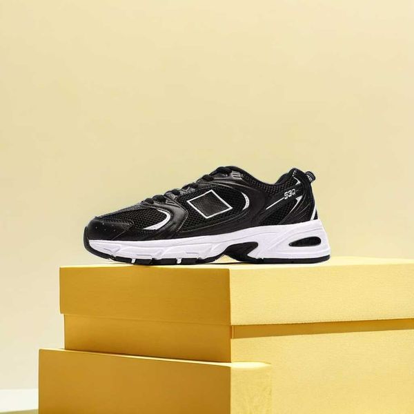 designer shoes sports casual running shoe new balence 530 sneakers for men women white silver navy black green new 530s dhgates outdoor trai
designer shoes sports casual running shoe new balence 530 sneakers for men women white silver navy black green new 530s dhgates outdoor trai