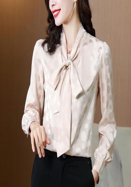 2022 long sleeved vintage bow shirt classic lapel women designer polka dot blouse casual lady office glossy silk button down shirt6615984, White
2022 long sleeved vintage bow shirt classic lapel women designer polka dot blouse casual lady office glossy silk button down shirt6615984, White
