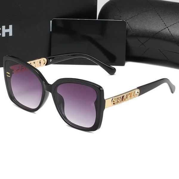 designer sunglasses for women and men fashion model special uv400 protection letters big leg double beam frame outdoor luxury design women s, White;black
designer sunglasses for women and men fashion model special uv400 protection letters big leg double beam frame outdoor luxury design women s, White;black