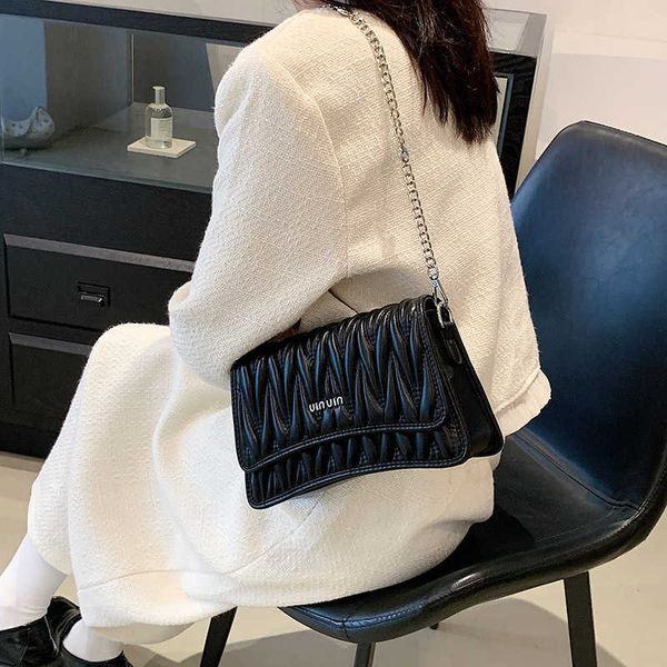ladies designer niche muimui a bags design for bag for women's 2023 new summer pleated single shoulder crossbody bag with a high-end fe
ladies designer niche muimui a bags design for bag for women's 2023 new summer pleated single shoulder crossbody bag with a high-end fe