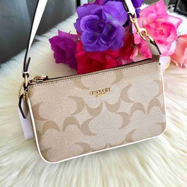 underarm teri shoulder bag clutch women crossbody bags zipper two shoulder straps girl mens purse and handbags luxurys designer denim leathe
underarm teri shoulder bag clutch women crossbody bags zipper two shoulder straps girl mens purse and handbags luxurys designer denim leathe