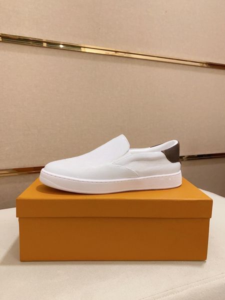 designer men's sneakers cloth canvas shoes white lady shoes classic pattern shoes sneakers., Black
designer men's sneakers cloth canvas shoes white lady shoes classic pattern shoes sneakers., Black