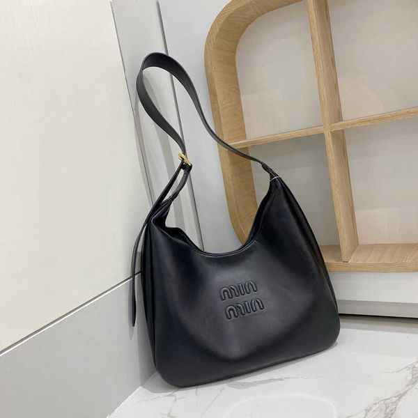 hobo bags for ladies designer bag women's muimui new high capacity tote bag premium one shoulder underarm bag handheld crossbody bag
hobo bags for ladies designer bag women's muimui new high capacity tote bag premium one shoulder underarm bag handheld crossbody bag