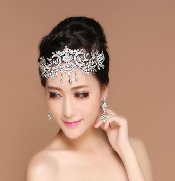 2019 bling silver wedding accessories bridal tiaras hairgrips crystal rhinestone headpieces jewelrys women forehead hair crowns he3408772
2019 bling silver wedding accessories bridal tiaras hairgrips crystal rhinestone headpieces jewelrys women forehead hair crowns he3408772