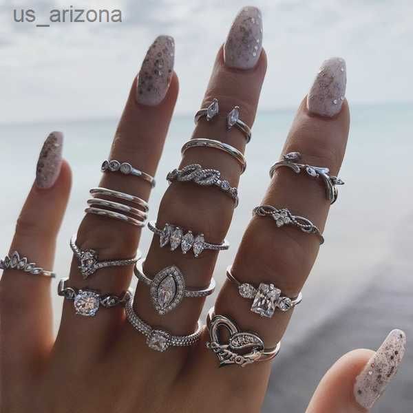 delysia king 15pcs bohemian style ladies metal joint ring set leaves fashion crystal water droplets rings l230620, Silver
delysia king 15pcs bohemian style ladies metal joint ring set leaves fashion crystal water droplets rings l230620, Silver