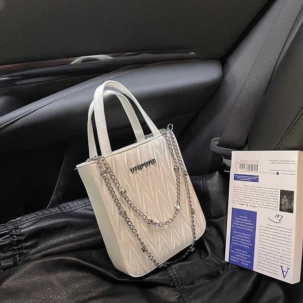 muimui bags for ladies 2023 summer new designer portable small square bag fashion versatile crossbody bag texture chain pleated one shoulder
muimui bags for ladies 2023 summer new designer portable small square bag fashion versatile crossbody bag texture chain pleated one shoulder