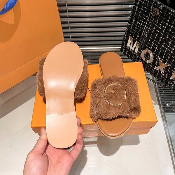 12 colors women faux fur slides slippers round gold buckle monograms 2023 designer shearling mules logo mule furry plush winter warm slider, Black
12 colors women faux fur slides slippers round gold buckle monograms 2023 designer shearling mules logo mule furry plush winter warm slider, Black