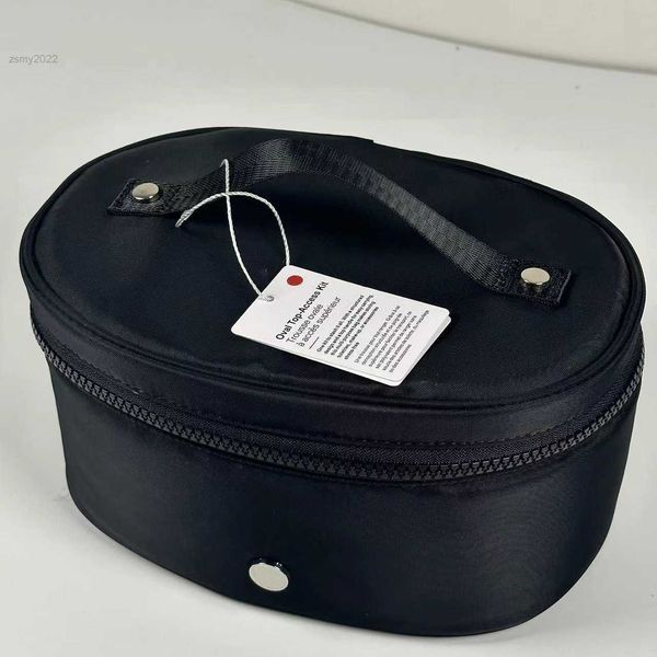 totes oval access kit water-repellent fabric lulu cosmetic bag fitness training multifunctional storage bag metal on the designer bag
totes oval access kit water-repellent fabric lulu cosmetic bag fitness training multifunctional storage bag metal on the designer bag