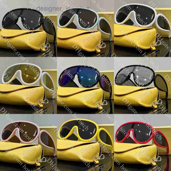 designer sunglasses luxury sunglass wave mask trendy sunglass for men american eyewear leisure letter design women sun glasses with box, White;black
designer sunglasses luxury sunglass wave mask trendy sunglass for men american eyewear leisure letter design women sun glasses with box, White;black