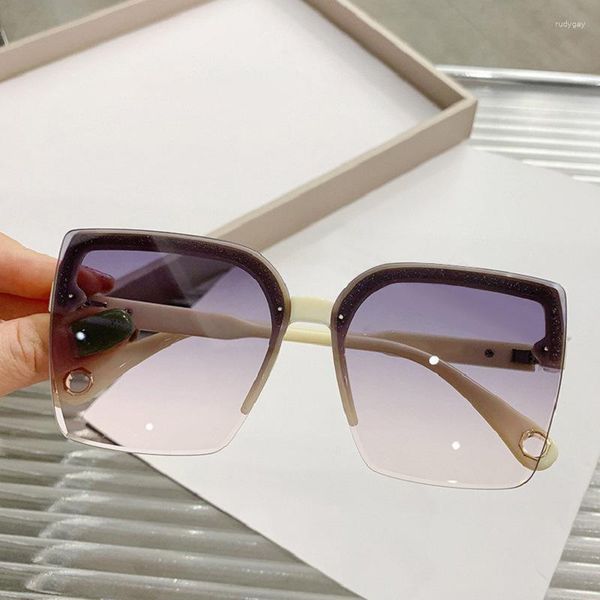 sunglasses women's frameless trimmed large frame gradient fashion anti-ultraviolet uv40074, White;black
sunglasses women's frameless trimmed large frame gradient fashion anti-ultraviolet uv40074, White;black