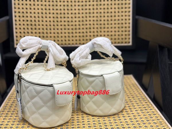 7a popular luxury designer shoulder bags lady vanity box with mirror crossbody bag fashion luxuries designers women handbags calfskin leathe
7a popular luxury designer shoulder bags lady vanity box with mirror crossbody bag fashion luxuries designers women handbags calfskin leathe
