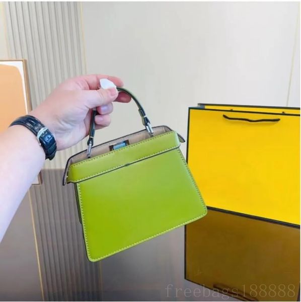 luxury designer women's handbag 10a material fashion peekaboo handbag large capacity crossbody bag classic shoulder bags
luxury designer women's handbag 10a material fashion peekaboo handbag large capacity crossbody bag classic shoulder bags