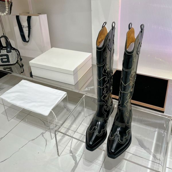 boots 2023 brand designer women gold chain leather knee high chelsea chunky heel winter runway round toe ankle 230810, Black
boots 2023 brand designer women gold chain leather knee high chelsea chunky heel winter runway round toe ankle 230810, Black