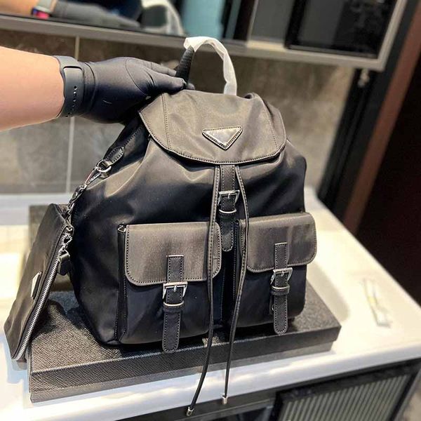 large capacity backpack women's designer tote bag waterproof fabric handbag wallet with letter logo shoulder bag fashion designers tram
large capacity backpack women's designer tote bag waterproof fabric handbag wallet with letter logo shoulder bag fashion designers tram