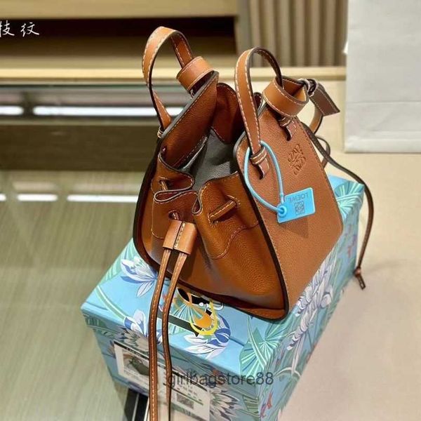 lowe bag classic bags lady purse designer lowe hammock capacity bag small with size 17*15cm mini portable crossbody large fashion tote handb 
lowe bag classic bags lady purse designer lowe hammock capacity bag small with size 17*15cm mini portable crossbody large fashion tote handb