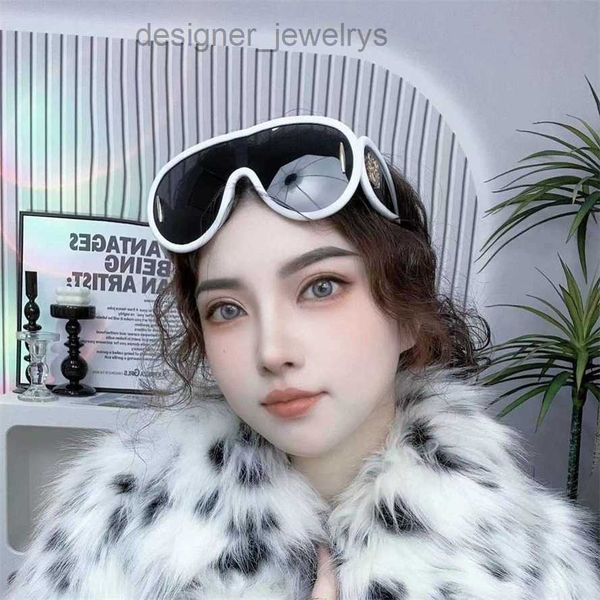 designer sunglasses luxury sunglass 52% off wholesale of 23 new roy's bread inflatable pilot network red same style 6000, White;black
designer sunglasses luxury sunglass 52% off wholesale of 23 new roy's bread inflatable pilot network red same style 6000, White;black