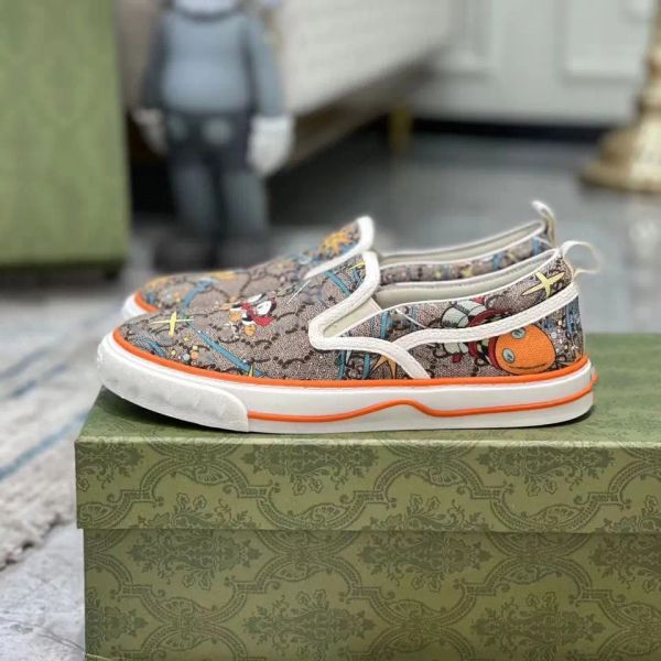 designer tennis 1977 slip-on sneaker men women beige and ebony canvas shoes chunky retro silhouette luxury casual shoe trainer 02 ilf, Black
designer tennis 1977 slip-on sneaker men women beige and ebony canvas shoes chunky retro silhouette luxury casual shoe trainer 02 ilf, Black