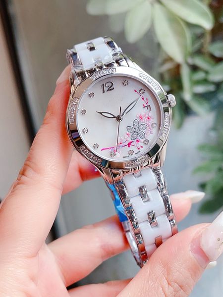luxury womens watch diamond fashion wristwatches swiss quartz movement ceramic stainless steel strap mother-of-pearl dial 35mm sapphire wate, Slivery;brown
luxury womens watch diamond fashion wristwatches swiss quartz movement ceramic stainless steel strap mother-of-pearl dial 35mm sapphire wate, Slivery;brown