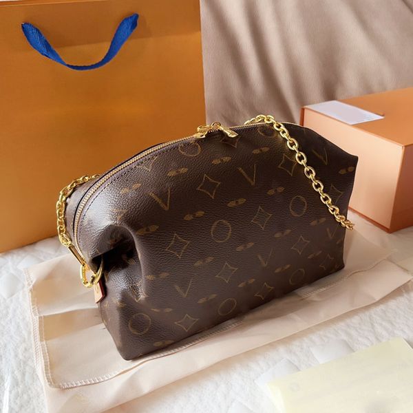 old flower jumbo cosmetic case women designer clutch bag gold zipper metal chain shoulder wash handbag high-capacity outdoor travel practica
old flower jumbo cosmetic case women designer clutch bag gold zipper metal chain shoulder wash handbag high-capacity outdoor travel practica