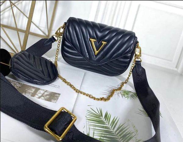 fashion designers women handbags luxurys lady shoulder bags highs quality leather messenger bag flowers letter crossbody purses chains plaid
fashion designers women handbags luxurys lady shoulder bags highs quality leather messenger bag flowers letter crossbody purses chains plaid