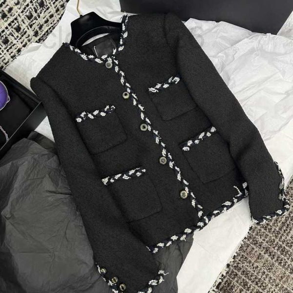 women's jackets designer 2023 early autumn new contrast round neck wool tweed age reducing versatile lace coat for women 5ono, Black;brown
women's jackets designer 2023 early autumn new contrast round neck wool tweed age reducing versatile lace coat for women 5ono, Black;brown