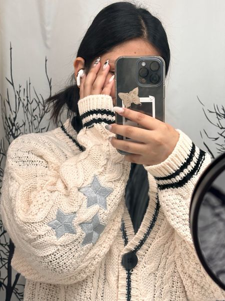 women's knits tee autumn vneck knitted sweater tay warm lor star embroidered swif t beige holiday cardigan female fashion winter 230809, White
women's knits tee autumn vneck knitted sweater tay warm lor star embroidered swif t beige holiday cardigan female fashion winter 230809, White