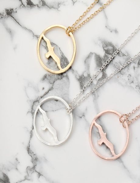 10pcs abstract flying bird pendant necklace eagle llow seagull in circle charm jewelry necklace for gift5988250, Silver
10pcs abstract flying bird pendant necklace eagle llow seagull in circle charm jewelry necklace for gift5988250, Silver