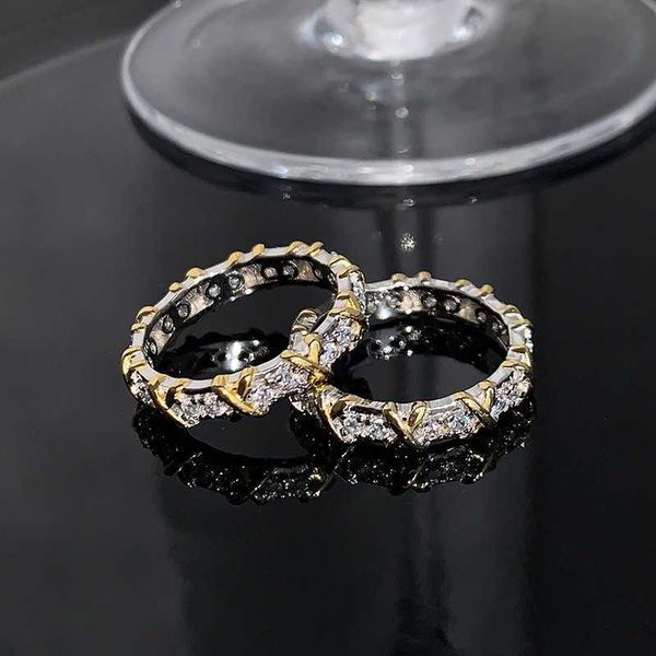 famous brand d-color mosonite silver plated platinum new cross colored full diamond band ring index finger fashion versatile jewelry gift
famous brand d-color mosonite silver plated platinum new cross colored full diamond band ring index finger fashion versatile jewelry gift