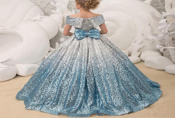 cute 2021 flower girl dresses off shoulder ball gown lace appliques tiered skirts girls pageant dress a line kids sequined birthda5612179, White;blue
cute 2021 flower girl dresses off shoulder ball gown lace appliques tiered skirts girls pageant dress a line kids sequined birthda5612179, White;blue