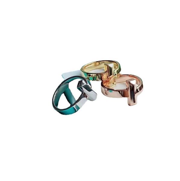 t1 diamond ring 925 silver high edition 18k rose gold fashion simple cross couple versatile and colorless with logo
t1 diamond ring 925 silver high edition 18k rose gold fashion simple cross couple versatile and colorless with logo