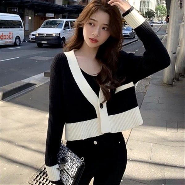 women's jackets in outerwear jacket casual no standard solid polyester xiao xiangfeng slim fit versatile short sweater 230809, Black;brown
women's jackets in outerwear jacket casual no standard solid polyester xiao xiangfeng slim fit versatile short sweater 230809, Black;brown