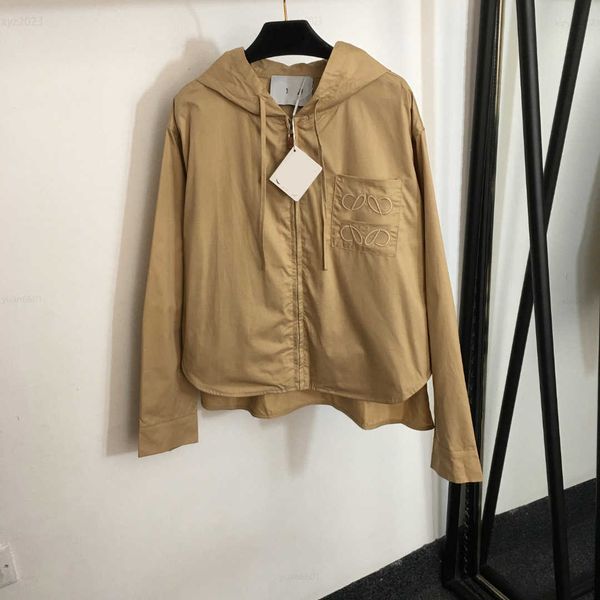 designer womens hooded jacket fashion embroidered logo pocket decoration coat size s- long sleeved zipper overcoat aug08, Black;brown
designer womens hooded jacket fashion embroidered logo pocket decoration coat size s- long sleeved zipper overcoat aug08, Black;brown