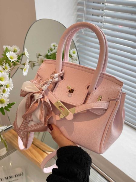 designer h ermes brikis's tote bags for sale small bag women 2023 new fashion silk scarf handheld advanced sense crossbody with real lo
designer h ermes brikis's tote bags for sale small bag women 2023 new fashion silk scarf handheld advanced sense crossbody with real lo