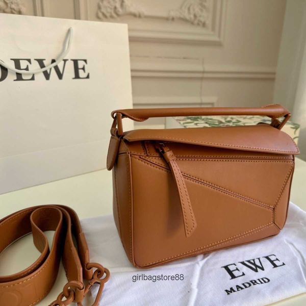 portable lowe wide single bags purse belt lady puzzle designer shoulder classic macaron geometric crossbody bag 24cm large capacity splicing
portable lowe wide single bags purse belt lady puzzle designer shoulder classic macaron geometric crossbody bag 24cm large capacity splicing