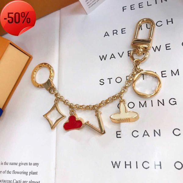 keychains lanyards luxury designer keychain fashion classic brand key buckle flower letter chain handmade mens womens bags pendant, Silver
keychains lanyards luxury designer keychain fashion classic brand key buckle flower letter chain handmade mens womens bags pendant, Silver