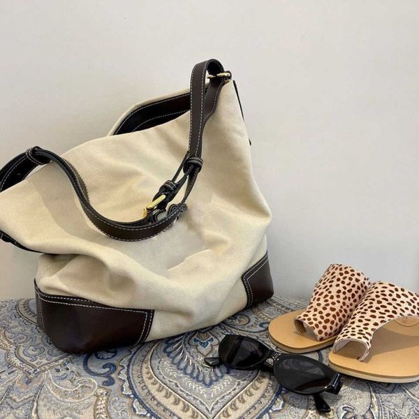 designers big tot autumn women's bag single loeweebag shoulder crossbody large capacity bucket bag aaaaaaaa
designers big tot autumn women's bag single loeweebag shoulder crossbody large capacity bucket bag aaaaaaaa