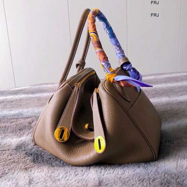 designer lindys bags shoulder bag 2023 new first layer leather womens doctors one portable medicine ba have logo frj
designer lindys bags shoulder bag 2023 new first layer leather womens doctors one portable medicine ba have logo frj