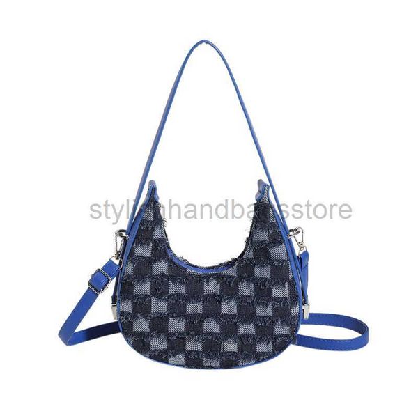 shoulder single shoulder for women denim blue large capacity canvas fashionable and versatile portable casual underarm womenstylishhandbagss
shoulder single shoulder for women denim blue large capacity canvas fashionable and versatile portable casual underarm womenstylishhandbagss